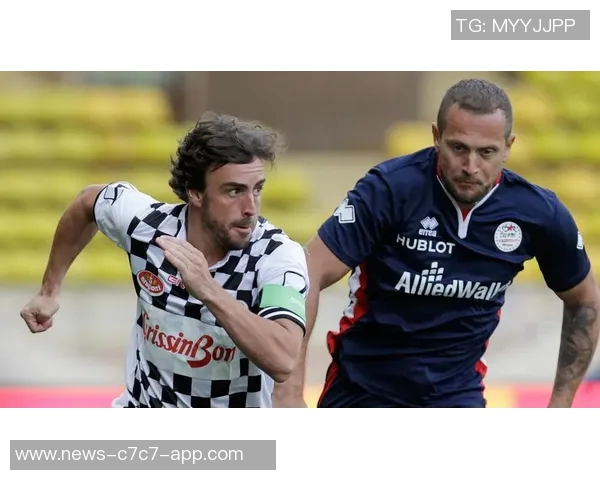 阿隆索赛前选择不在安菲尔德训练以避免被摄像机捕捉到细节 阿隆索赛前选择不在安菲尔德训练以避免被摄像机捕捉到细节